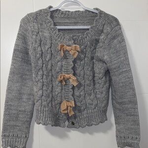 Le Reve Small grey button up sweater with velvet bows